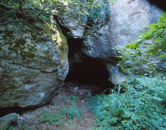 火箱岩洞くつの写真