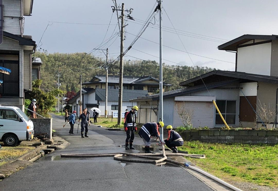 御入水集落側溝清掃