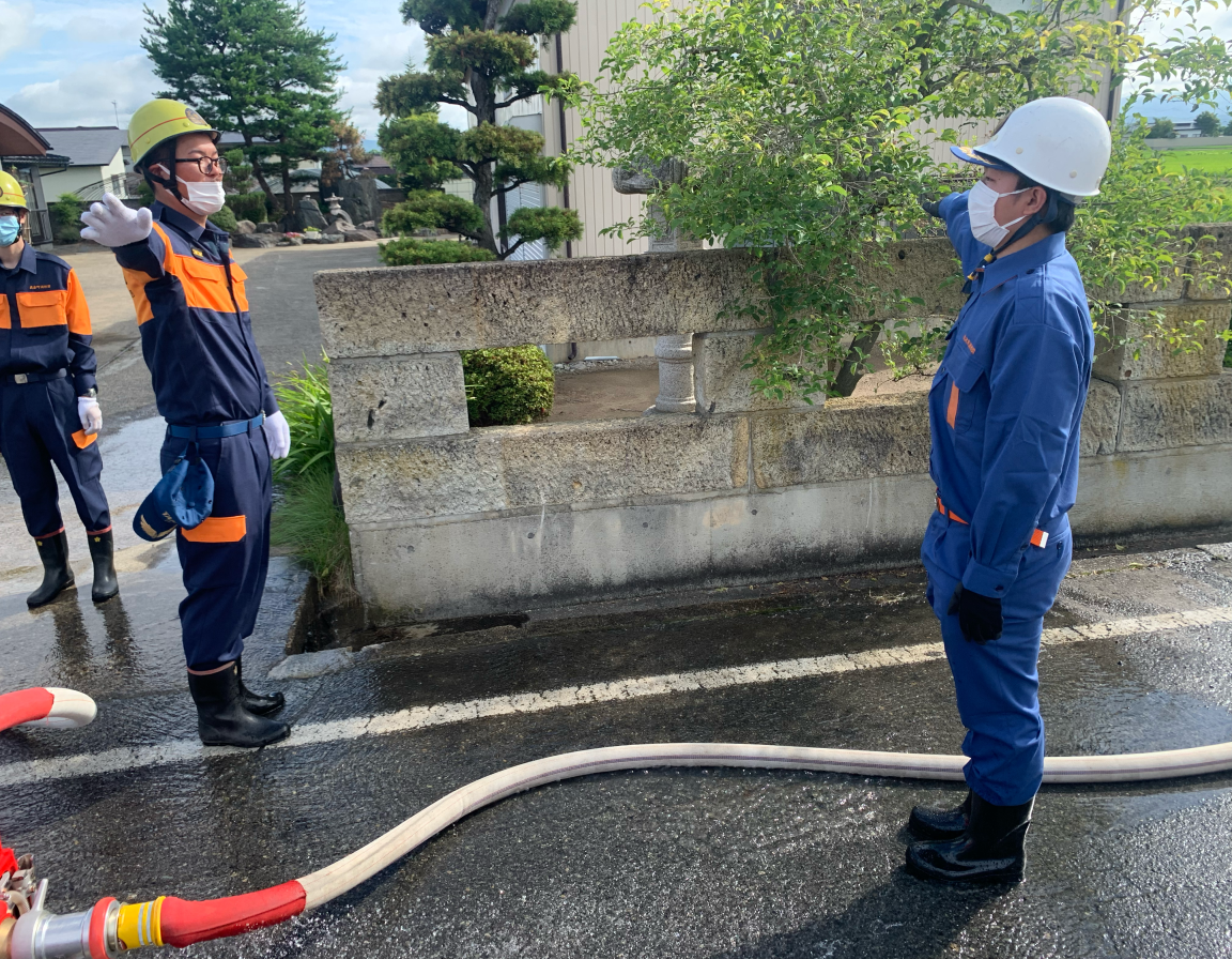 小其塚部落と矢野目地区の継ポンプ訓練04