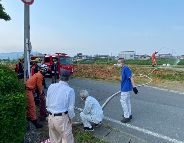 消火器と消火栓の訓練04