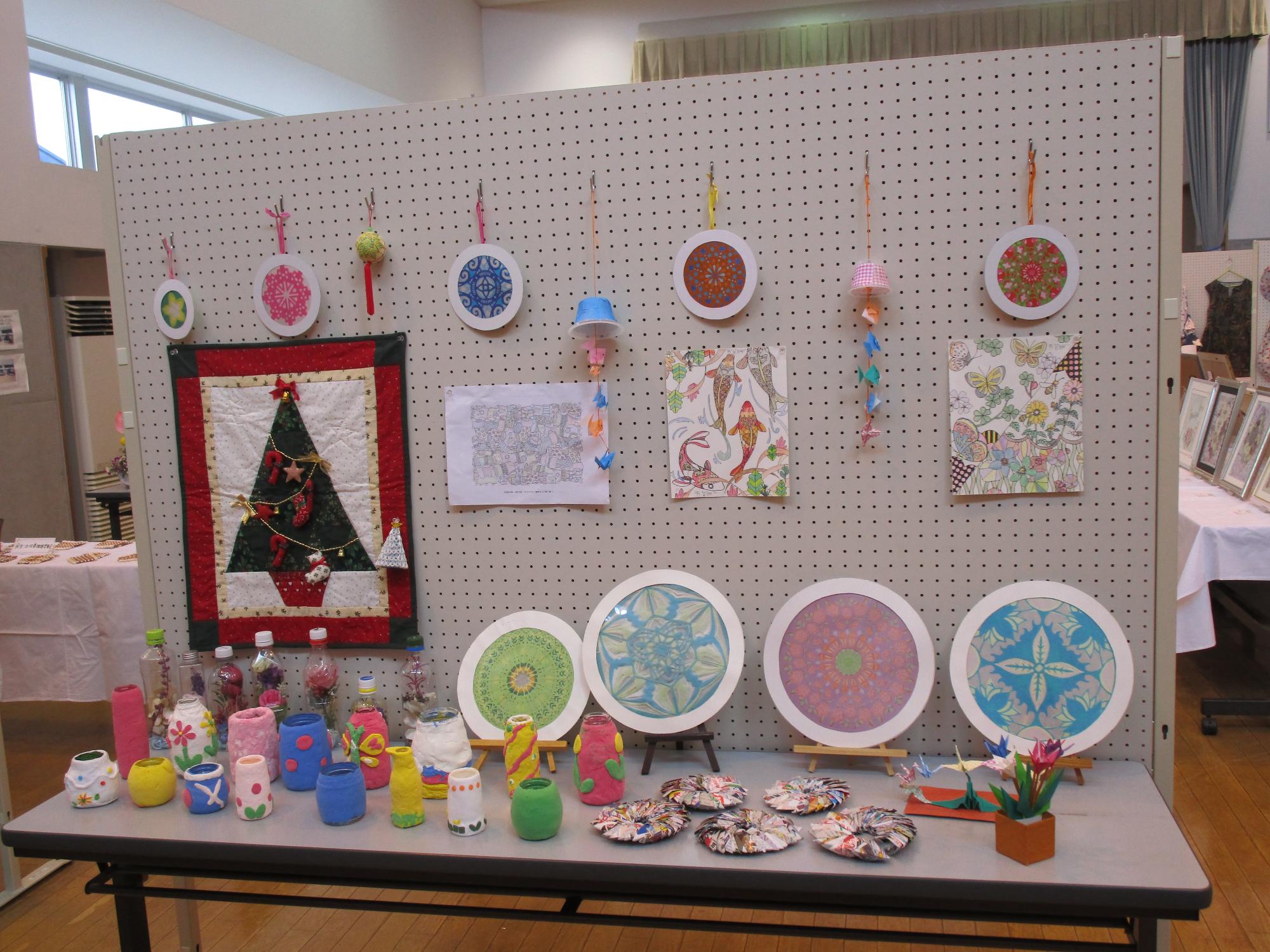 参加者の作品展示の様子1