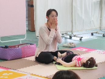 鈴木美恵助産師の写真