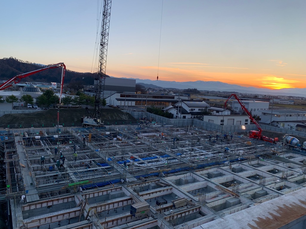 新庁舎全景写真