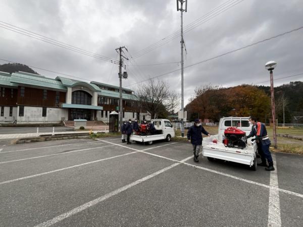 ポンプへの不凍液入れ01